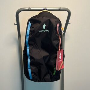 NWT Cotopaxi Batac 16L Dark